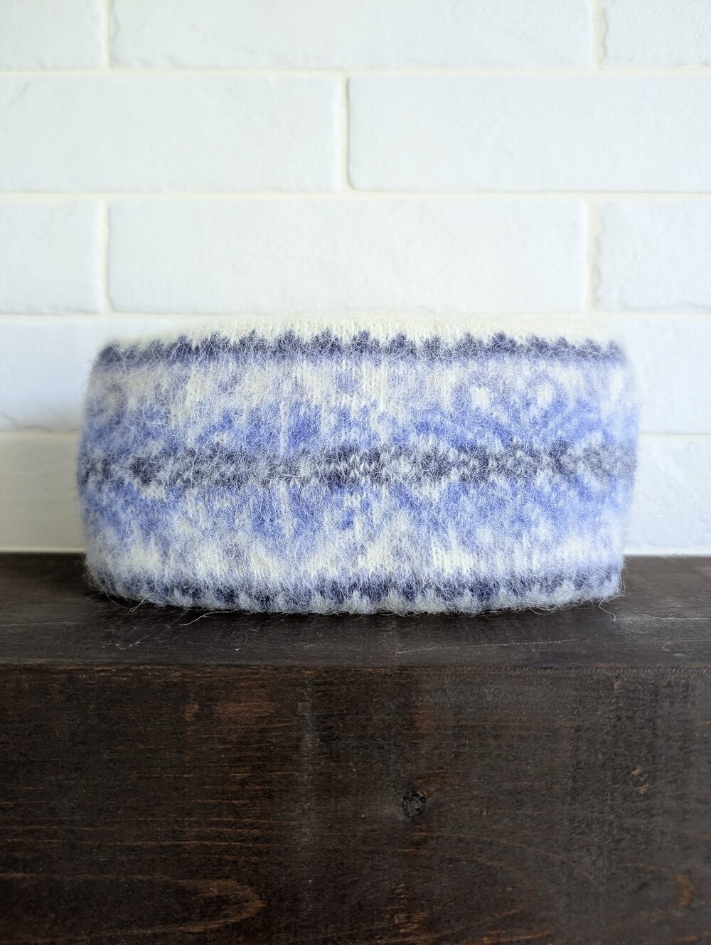 100% Wool Made In Canada Blue White Icelandic Style Thick Headband
